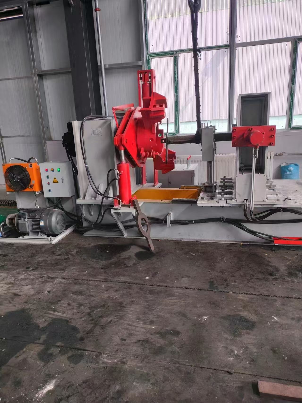 Horizontal Cylinder Disassembly Machine