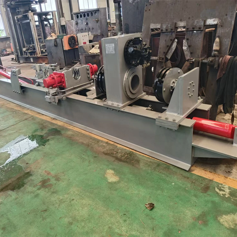 Zelfrijdende hydraulische steunkolomdemontagemachine