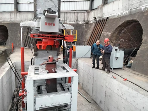 Inner Mongolia Zhongjing Electromechanical Equipment Co., Ltd. успешно ввела в эксплуатацию вертикальную разборочную машину с электро-дистанционным управлением