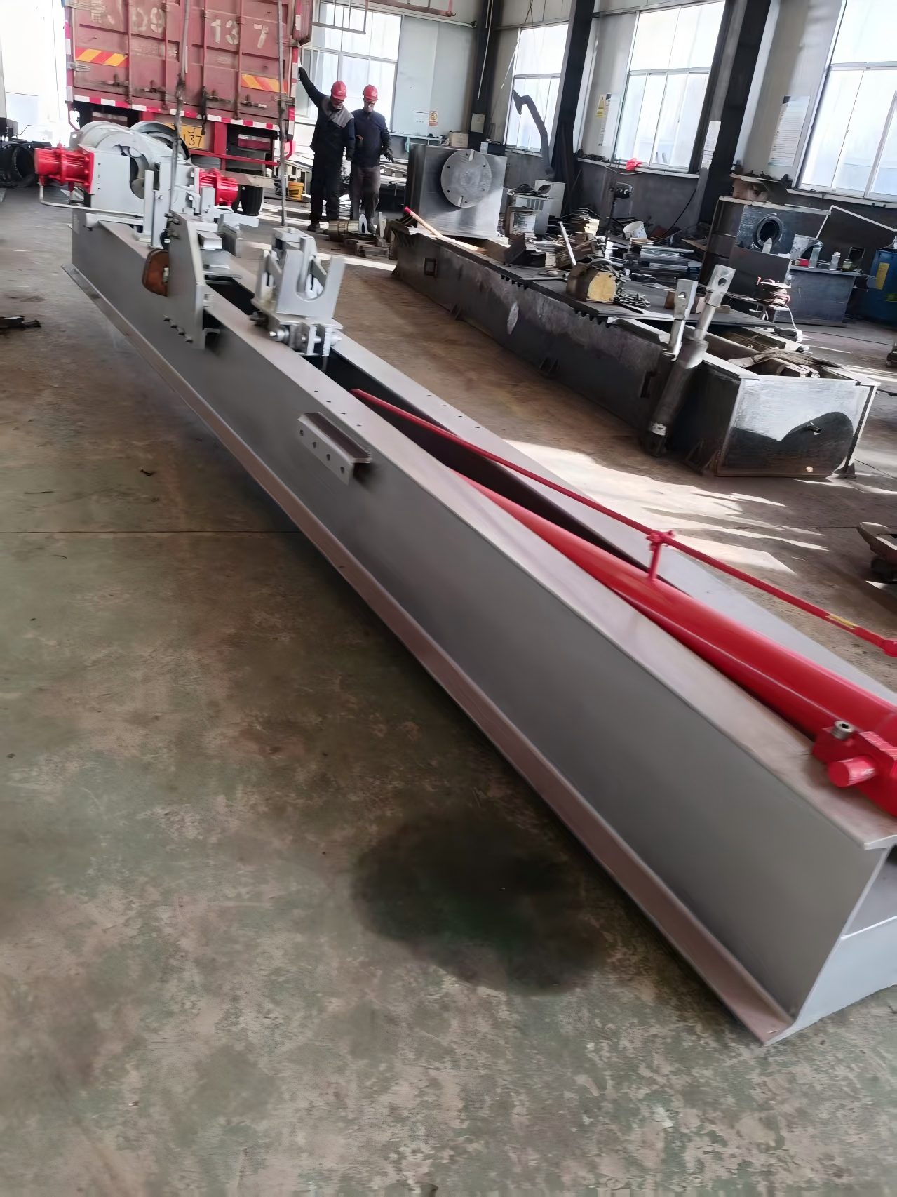 Single Hydraulic Prop Split Column Machine