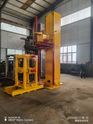 Vertical Hydraulic Cylinder Dismantling Machine**  