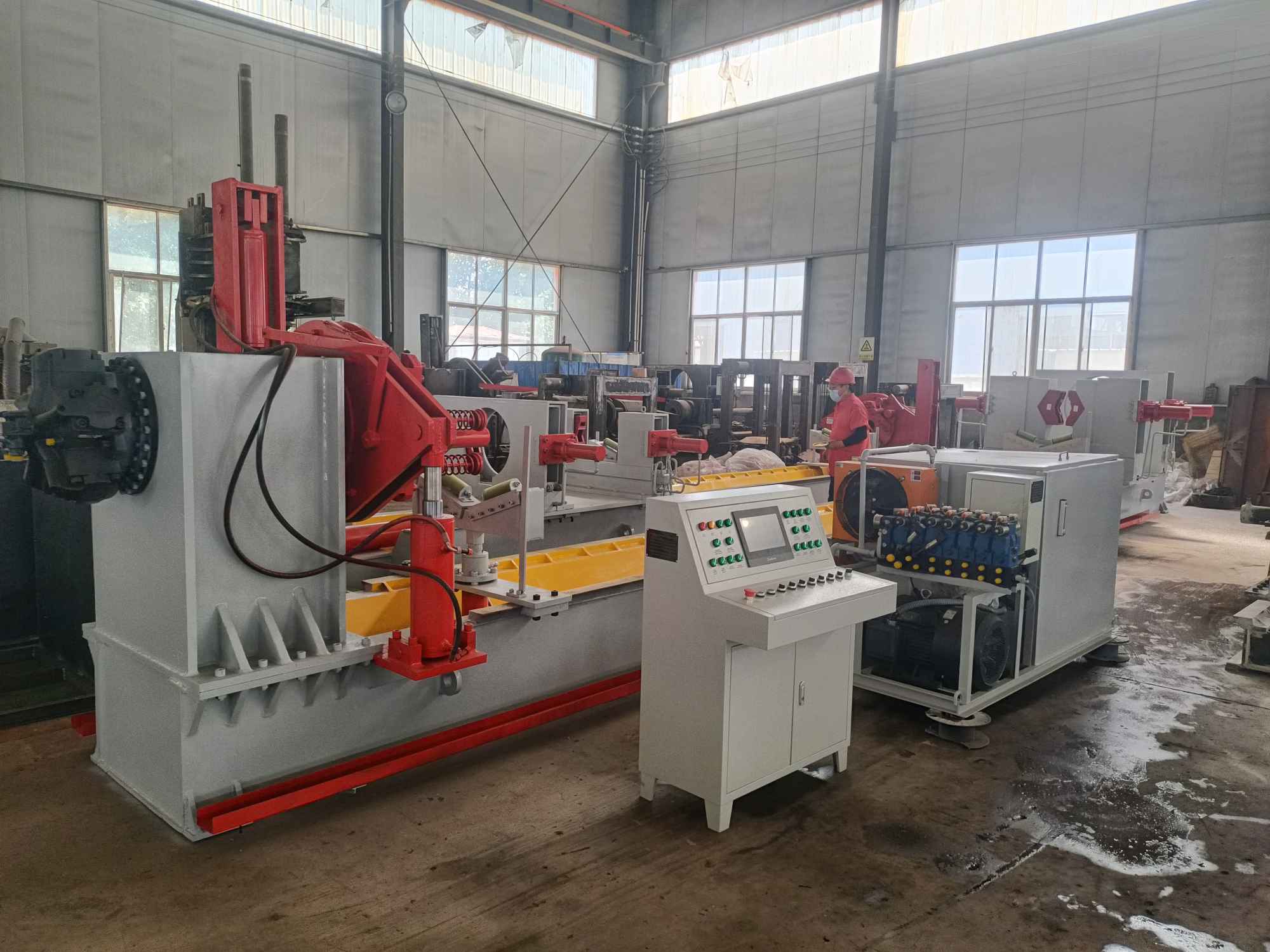 Horizontal column disassembly and assembly cylinder machine